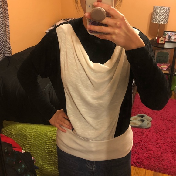 A BYER Tops - Black & White top